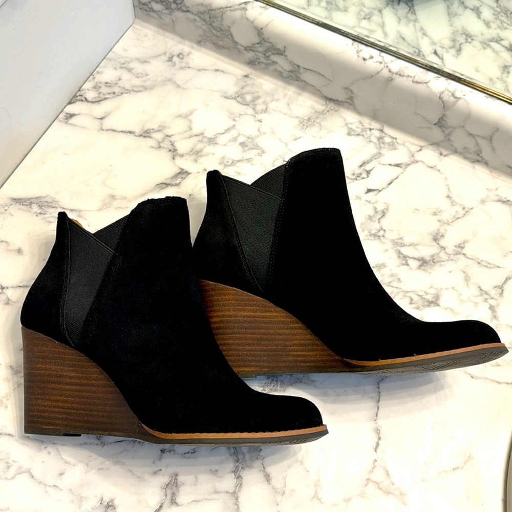 Lucky Brand Black Wedge Bootie nwot